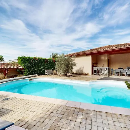 Feriehus 4 Bedroom Pet Friendly In Queyrac