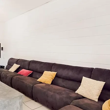 4 Bedroom Pet Friendly In Сasa de vacaciones *