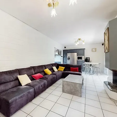 Feriehus 4 Bedroom Pet Friendly In *